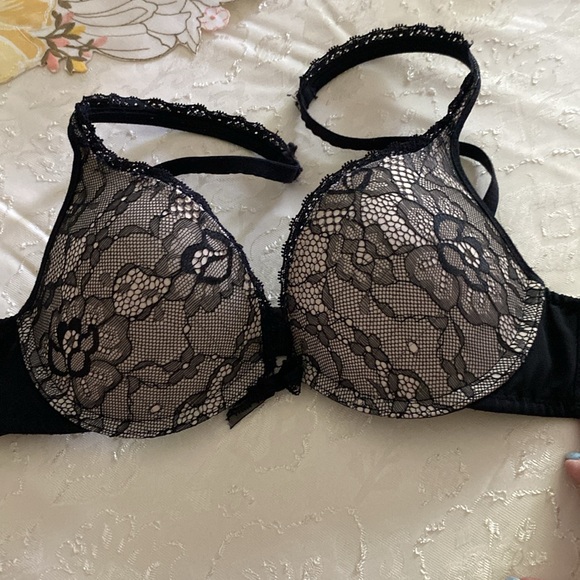 Jessica Simpson padded push up plunge black lace on white bra, underwire 34B - Picture 13 of 14